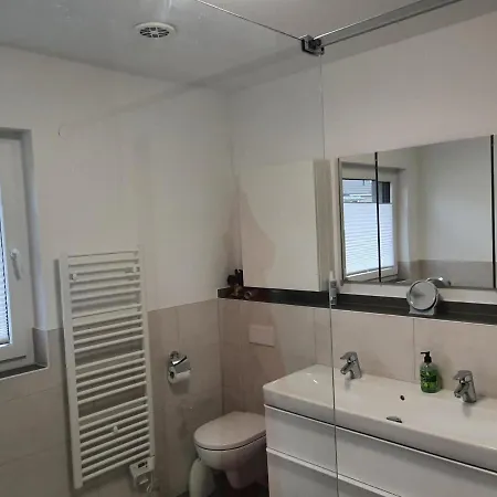 Grosszuegige Mit Terrasse