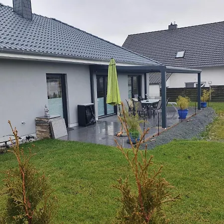 Grosszuegige Mit Terrasse Apartment