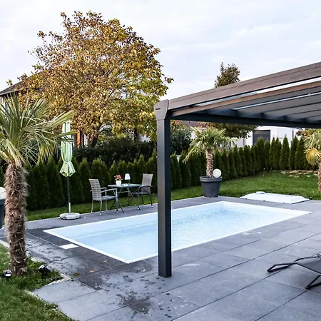 Daire Grosszuegige Mit Terrasse *