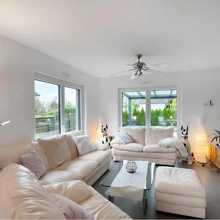Grosszuegige Mit Terrasse Apartment *
