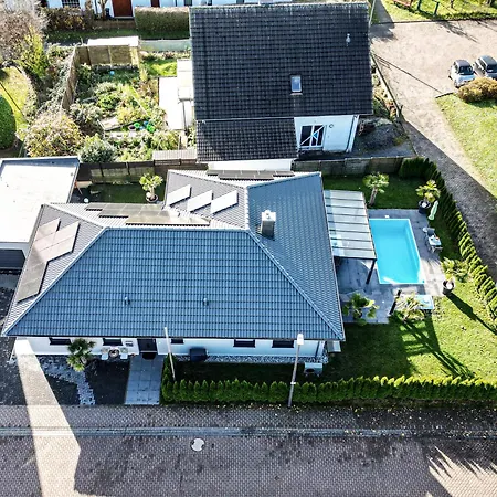 Apartment Grosszuegige Mit Terrasse