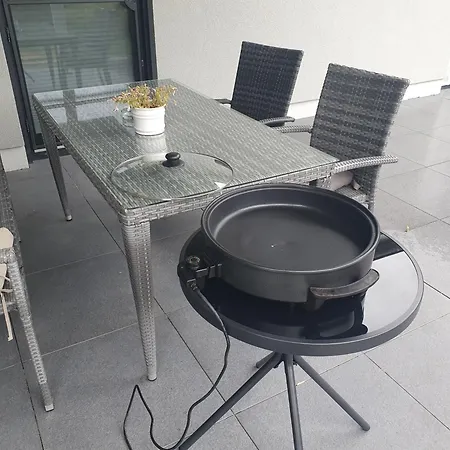 Grosszuegige Mit Terrasse * Oberbrechen