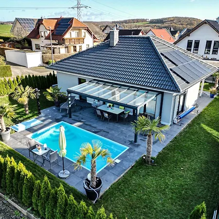 Daire Grosszuegige Mit Terrasse *