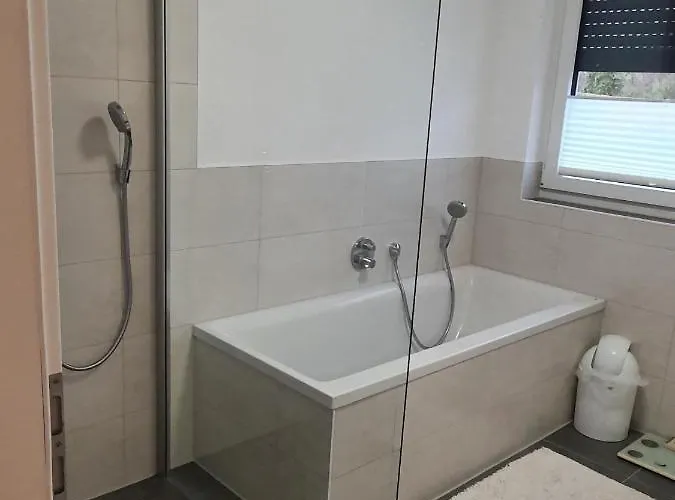 Apartment Großzügige Mit Terrasse *