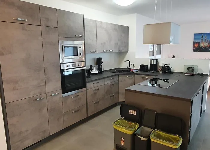 Apartment Großzügige Mit Terrasse Oberbrechen