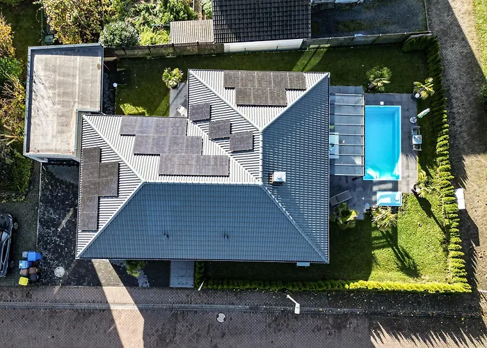 Großzügige Mit Terrasse Apartment