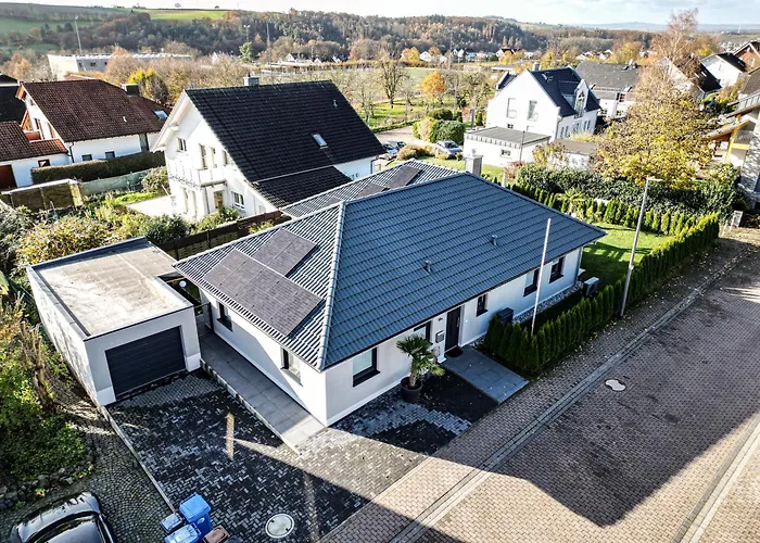 Apartment Großzügige Mit Terrasse